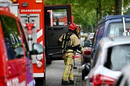 Brand op dak in binnenstad Zaandam
