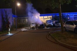 Peperdure Bentley door brand verwoest in Zaandam
