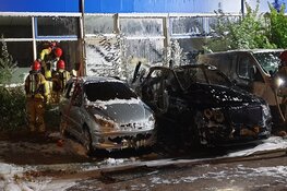 Peperdure Bentley door brand verwoest in Zaandam