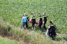 Motorrijder valt van dijk in Assendelft
