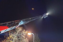 Vijf bewoners flatwoning naar ziekenhuis door brand