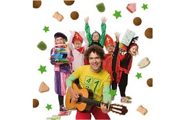 Muzikale Sinterklaasvoorstelling van kinderpopster Dirk Scheele in het Zaantheater.
