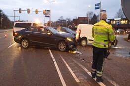 Ongeluk met drie auto's in Zaandijk