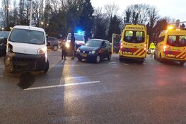 Ongeluk met drie auto's in Zaandijk