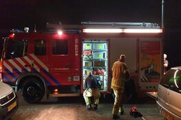 Brandweerman haalt vrouw uit De Zaan