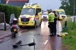 Ongeval tussen bromfiets en step, politie doet onderzoek (Westzaan)