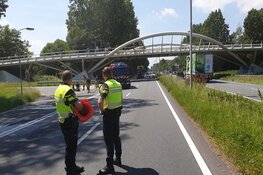 Auto in brand op Thorbeckeweg in Zaandam