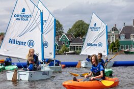 Optimist on Tour meert aan bij de Zaanse Schans