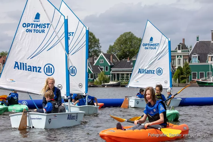 Optimist on Tour meert aan bij de Zaanse Schans