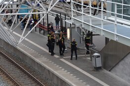 Aanhoudingen na melding schietincident bij station Zaandam