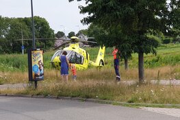 Automobilist gereanimeerd na ongeval in Oostzaan