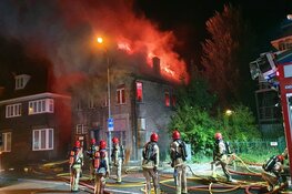 Grote brand in centrum Zaandam legt pand in de as