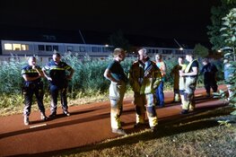 Winkeldief verstopt zich in sloot in Assendelft