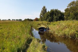 Auto crasht op Guisweg in Koog aan de Zaan