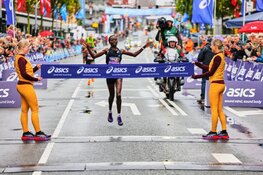Twee beste wereldjaartijden tijdens Dam tot Damloop