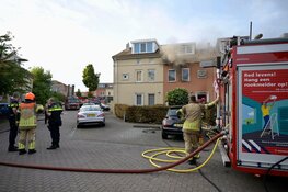 Veel rook bij woningbrand in Assendelft