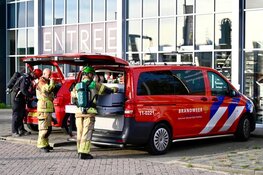Hulpdiensten groots uitgerukt na melding brand Zaans bedrijf