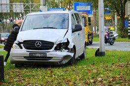Beknelling bij ongeluk in Oostzaan