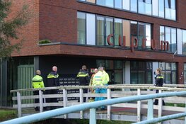 Arrestatieteam haalt onder invloed verkerende man uit woning