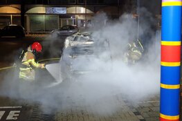 Na weken rust tóch weer een autobrand in Zaandam