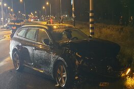 N203 bij Krommenie afgesloten na ongeluk met drie auto&#39;s