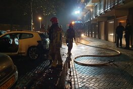 Auto in brand in Krommenie, vermoedelijk brandstichting