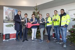 Timpaan en Ontwikkeladviseur bv verwelkomen eerste bewoners Oostzijderpark Zaandam