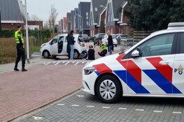 Meisje op scooter aangereden in Assendelft