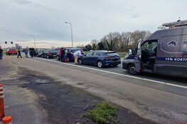Kettingbotsing op de N246 bij Westzaan