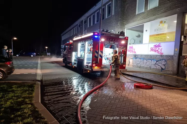 Brand in bedrijfsverzamelgebouw Zaandam