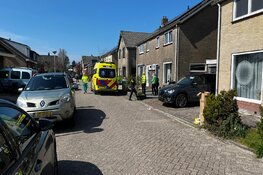 Vrouw op fiets aangereden, veroorzaker vlucht