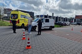 Fietsster aangereden door bestelbus in Zaandam