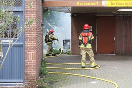 Containerbrand bij bakkerij in Assendelft