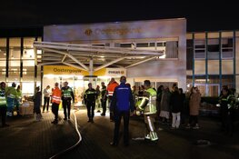Hulpdiensten groots ingezet bij brand in verpleeghuis Oostergouw