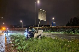 Bestuurder gewond bij eenzijdig ongeval N246