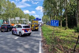 Kettingbotsing met vier auto`s op Kolkweg