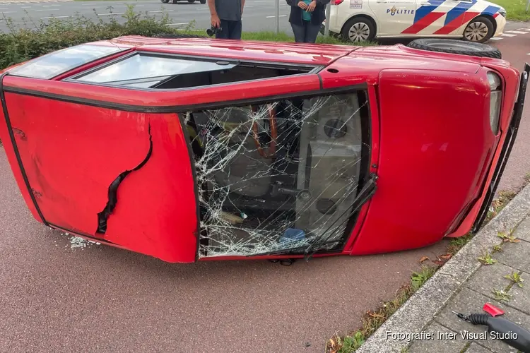 Canta hard aangereden, automobilist vlucht, maar verliest kenteken