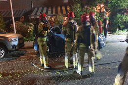 Auto door brand verwoest in Zaandijk
