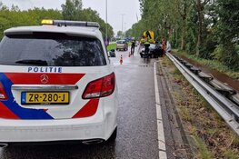 Wederom ongeval in de bocht op de Albert Heijnweg in Zaandam