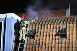Veel schade bij woningbrand in Zaandam