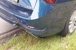 Drie auto`s beschadigd bij botsing in Zaandam