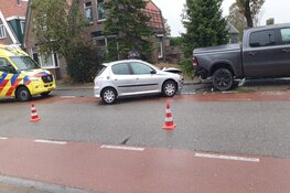 Ongeval op Dorpsstraat in Assendelft, één gewonde