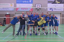 Compaen husselt zich naar zege