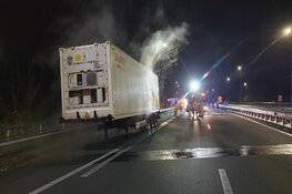 Trailer vat vlam op Knooppunt Zaandam