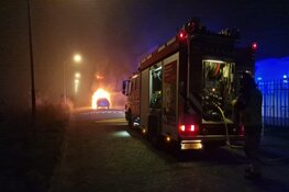 Auto gaat in vlammen op in Assendelft