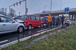 N203 afgesloten door kettingbotsing