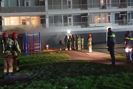 Brand in flat in Zaandam; rook uit kelderbox