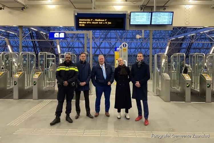 Gemeente Zaanstad, politie, ProRail, NS en EBS werken samen aan veiligheid