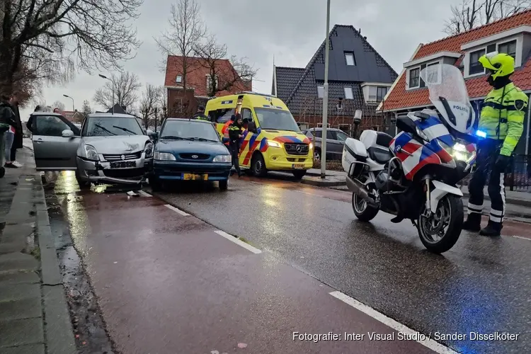 Veel schade bij ongeval in Assendelft