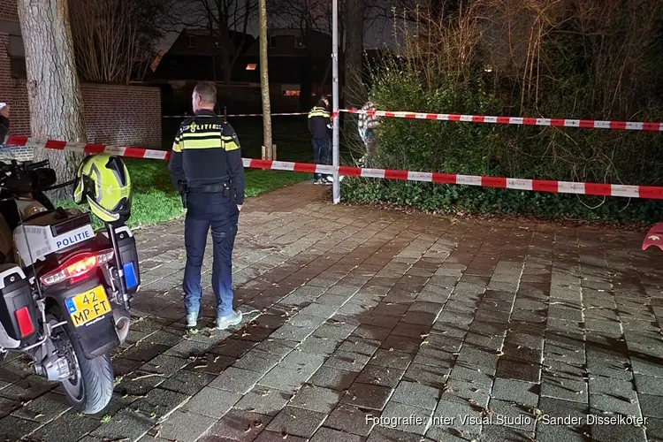 Politieonderzoek op speelplaats in Koog aan de Zaan